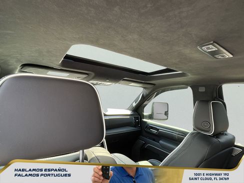 Used 2024 GMC Sierra 2500 AT4X AWD/4WD image 33