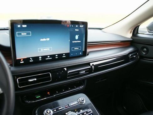 Used 2023 Lincoln Nautilus Reserve w/ Equipment Group 201A image 23