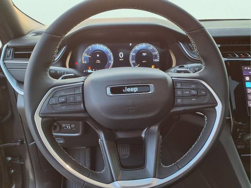 New 2026 Jeep Grand Cherokee Laredo X AWD/4WD image 20