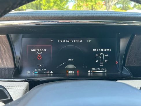 Certified 2021 Lincoln Navigator Reserve w/ Luxury Package AWD/4WD image 29