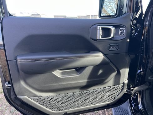 New 2026 Jeep Wrangler Sahara AWD/4WD image 11