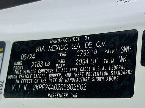 Used 2024 Kia Forte LXS image 12