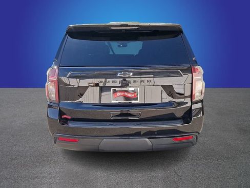 Used 2023 Chevrolet Suburban Z71 AWD/4WD image 3