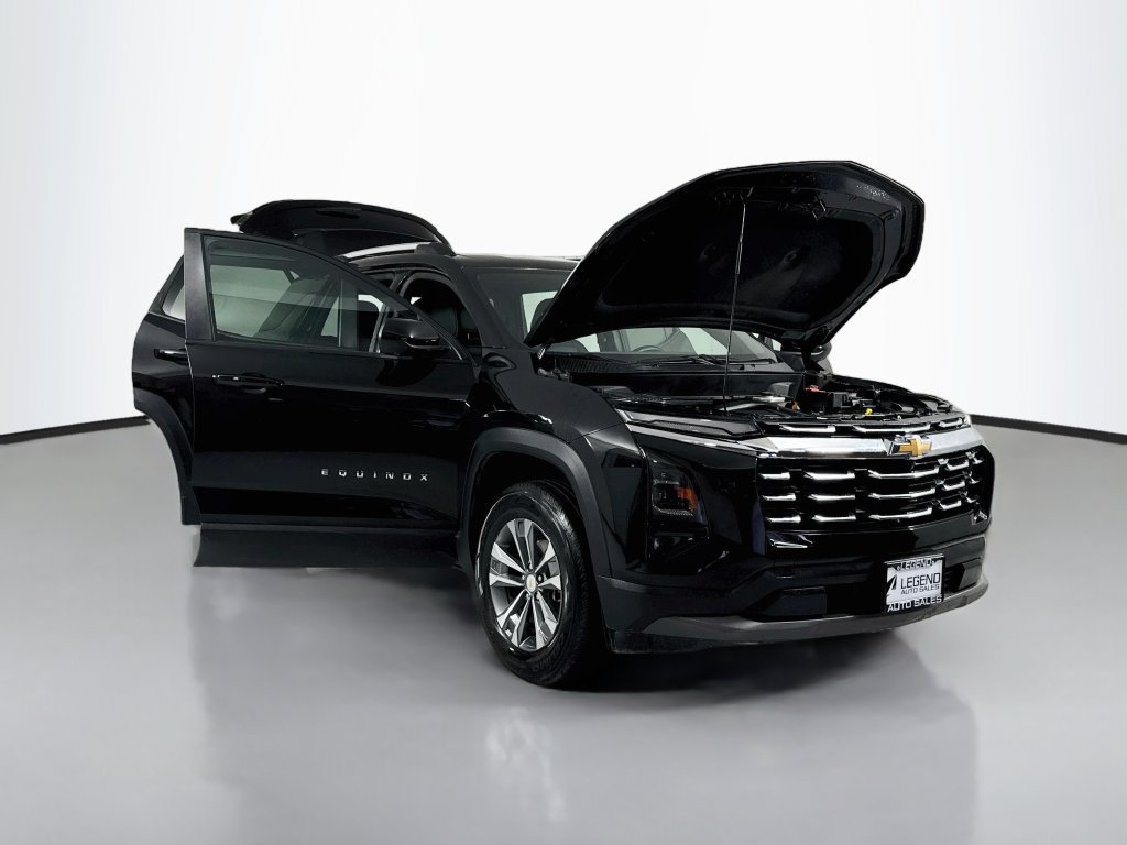 Used 2025 Chevrolet Equinox LT w/ Convenience Package II FWD image 19