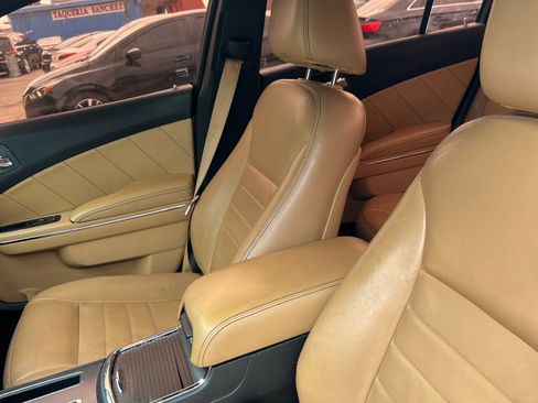 Used 2011 Dodge Charger R/T image 10