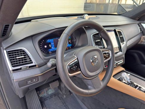 Used 2024 Volvo XC90 T8 Ultimate w/ Lounge Package AWD/4WD image 14