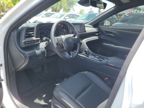 Used 2025 Toyota Crown Signia AWD/4WD image 20