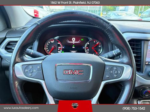 Used 2020 GMC Acadia SLT w/ Driver Alert Package II FWD image 37