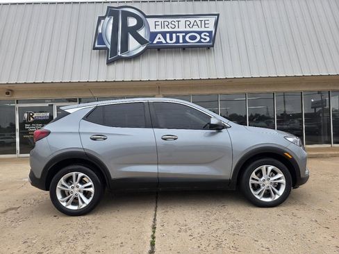 Used 2023 Buick Encore GX Preferred w/ Cold Weather Comfort Package FWD image 9