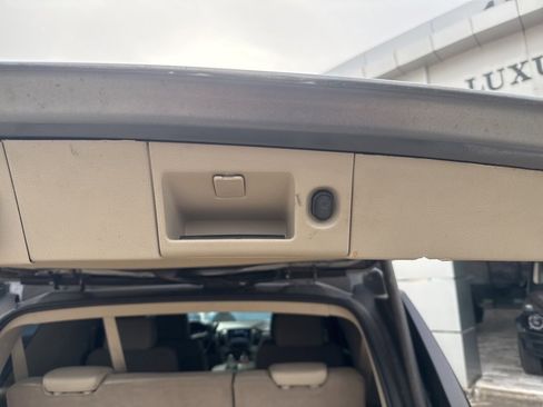 Used 2018 GMC Yukon Denali image 26