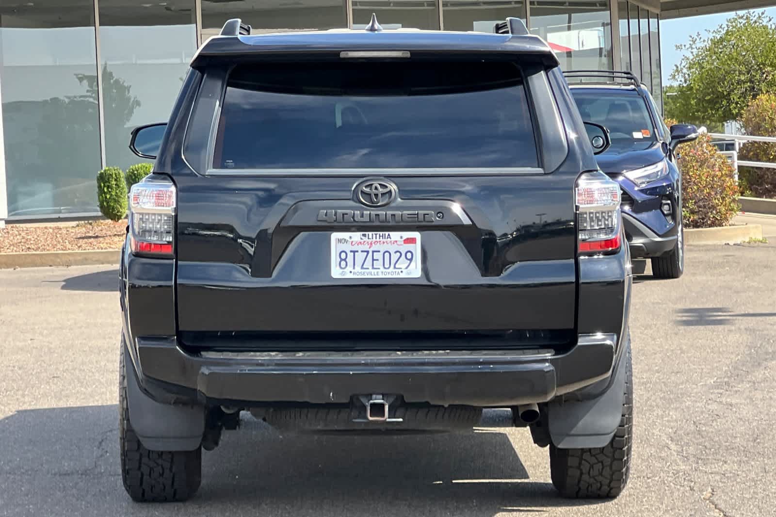 Used 2021 Toyota 4Runner TRD Off-Road AWD/4WD image 8
