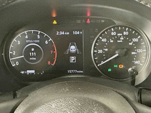 Used 2024 Nissan Kicks SR w/ Interior Electronics Package FWD image 2