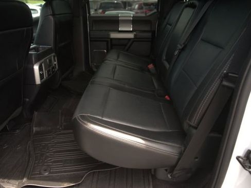 Used 2017 Ford F150 Lariat w/ Equipment Group 502A Luxury AWD/4WD image 13