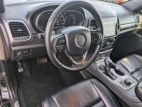 Used 2019 Jeep Grand Cherokee Limited X image 10