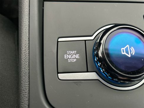 New 2025 Volkswagen Tiguan S image 32