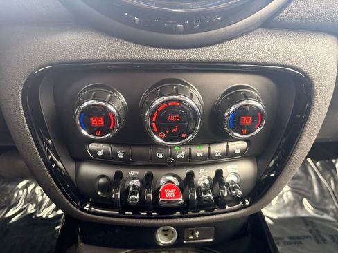 Used 2020 MINI Cooper Clubman S w/ Premium Package image 38