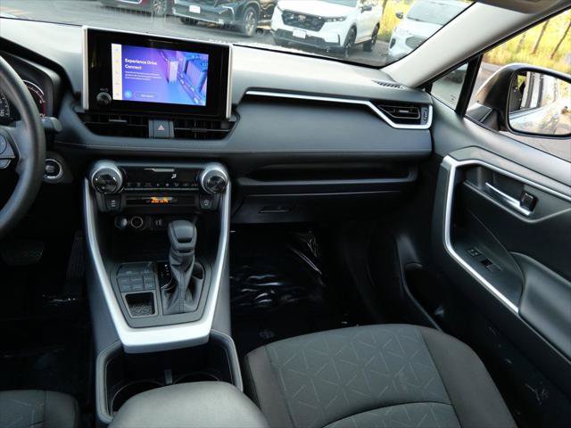 Certified 2025 Toyota RAV4 XLE AWD/4WD image 14