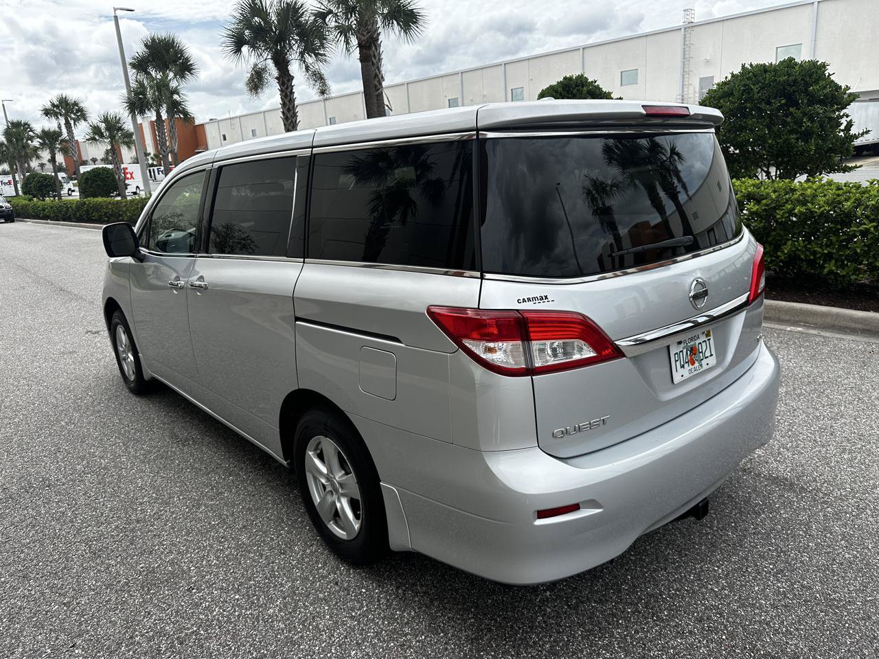 Used 2015 Nissan Quest SV w/ Leather Package FWD image 8