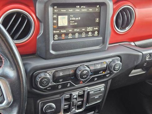 Used 2021 Jeep Wrangler Unlimited Rubicon AWD/4WD image 14