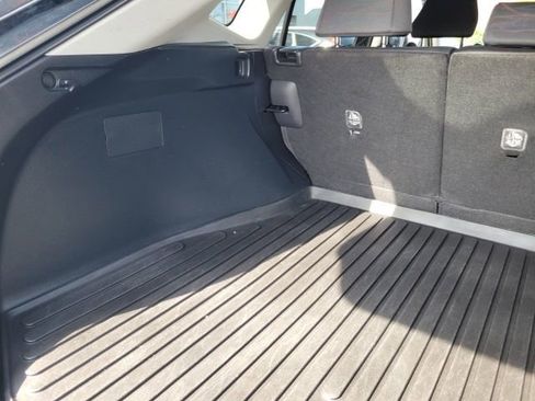 Certified 2021 Toyota Venza LE image 35