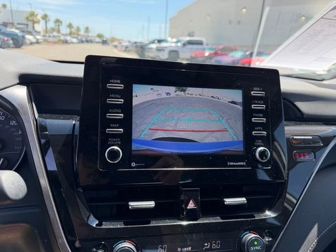 Used 2024 Toyota Camry SE image 28