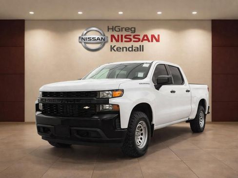 Used 2021 Chevrolet Silverado 1500 W/T AWD/4WD image 3