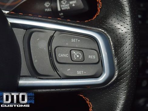 Used 2023 Jeep Gladiator Mojave w/ Trailer Tow Package image 36