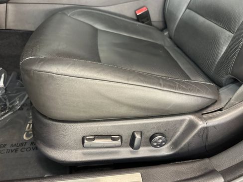 Used 2009 Hyundai Genesis 3.8 image 15