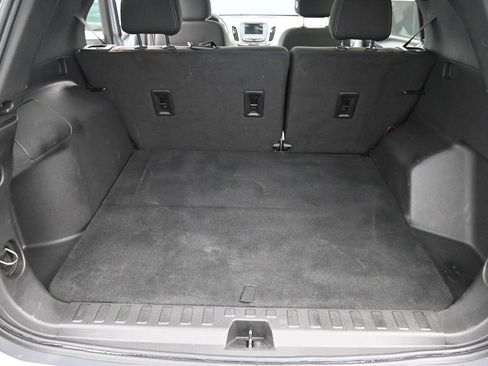 Used 2023 Chevrolet Equinox LS w/ LS Convenience Package image 14