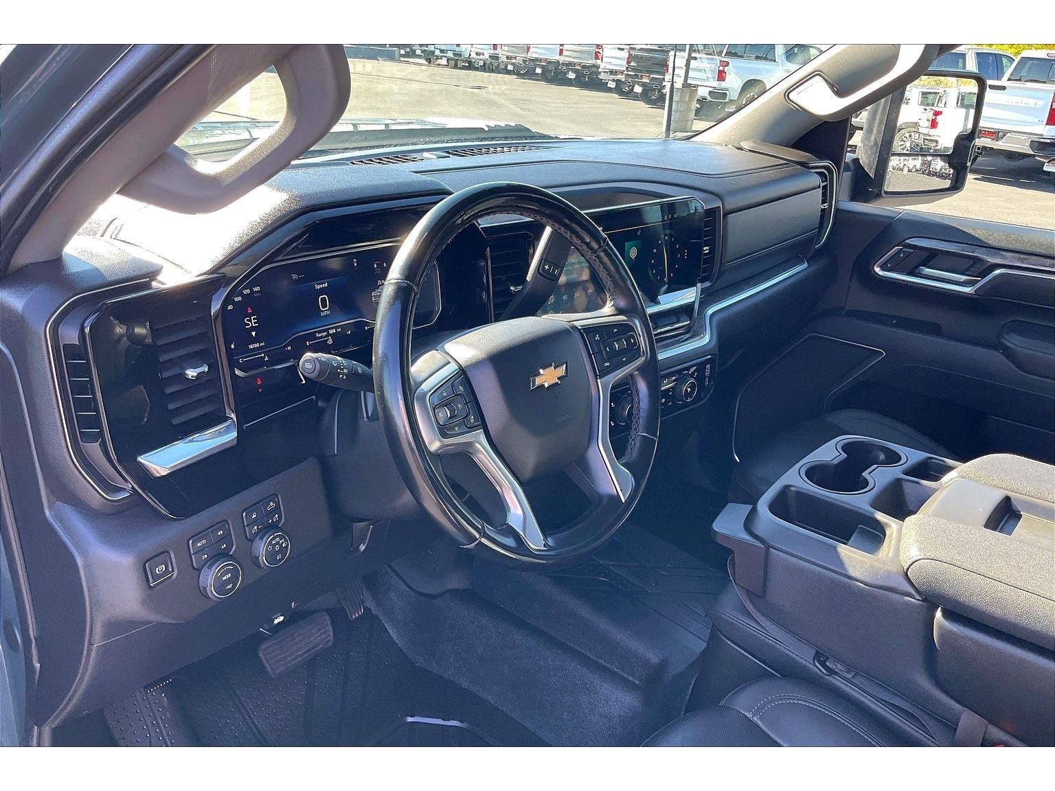 Used 2025 Chevrolet Silverado 3500 LTZ AWD/4WD image 16