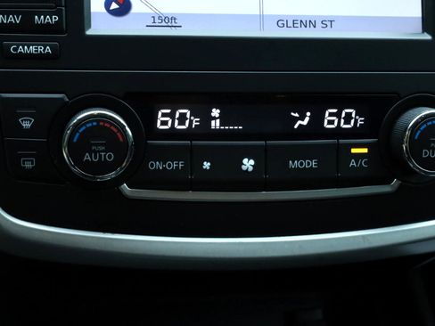 Used 2016 Nissan Altima 2.5 SV image 8