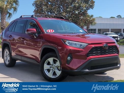 Certified 2021 Toyota RAV4 XLE image 1
