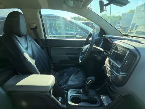 Used 2022 Chevrolet Colorado W/T w/ Custom Special Edition RWD image 6