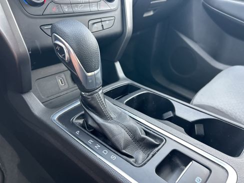 Used 2018 Ford Escape SE image 27