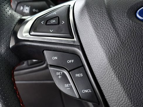 Used 2024 Ford Edge ST-Line image 32