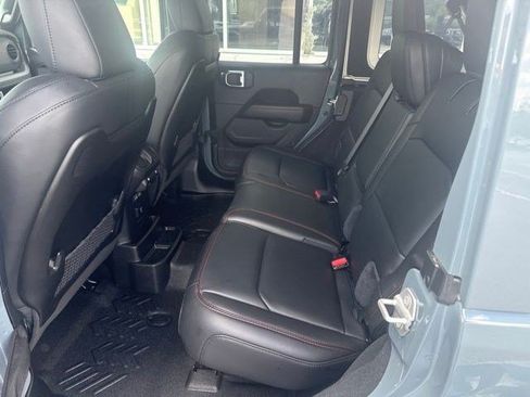 Used 2026 Jeep Wrangler Unlimited Rubicon AWD/4WD image 12
