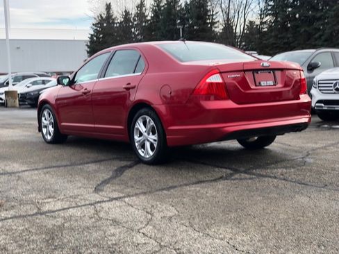 Used 2012 Ford Fusion SE image 4