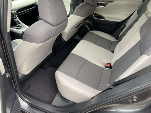 Used 2023 Toyota RAV4 XLE image 18