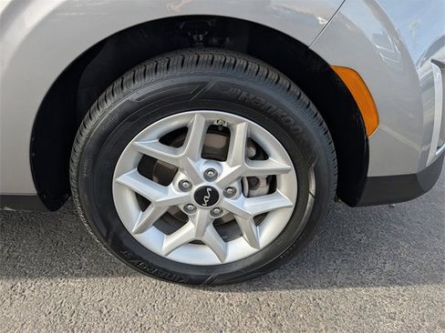 Used 2024 Kia Soul LX w/ Option Group 015 image 26