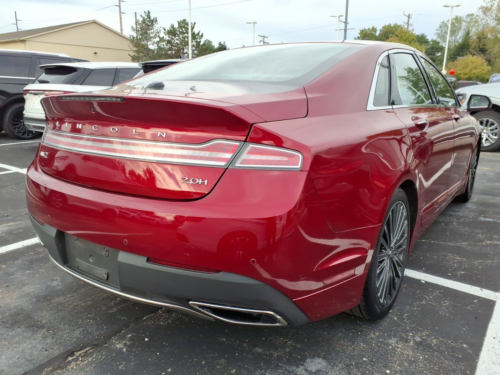 Used 2018 Lincoln MKZ Reserve FWD image 6