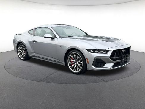 Used 2024 Ford Mustang GT Premium RWD image 8