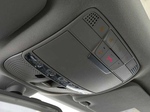 Certified 2016 Mercedes-Benz C 300 4MATIC Sedan image 37