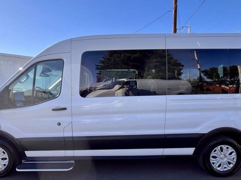 Used 2021 Ford Transit 350 XLT image 6
