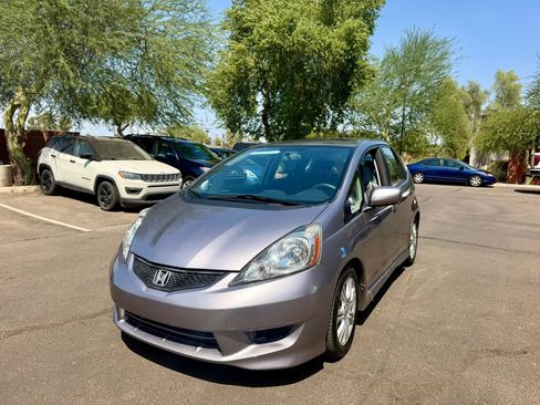 Used 2010 Honda Fit Sport image 1