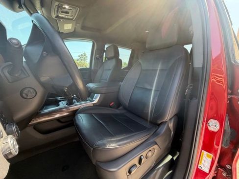 Used 2023 Chevrolet Silverado 1500 LTZ w/ LTZ Convenience Package II AWD/4WD image 47