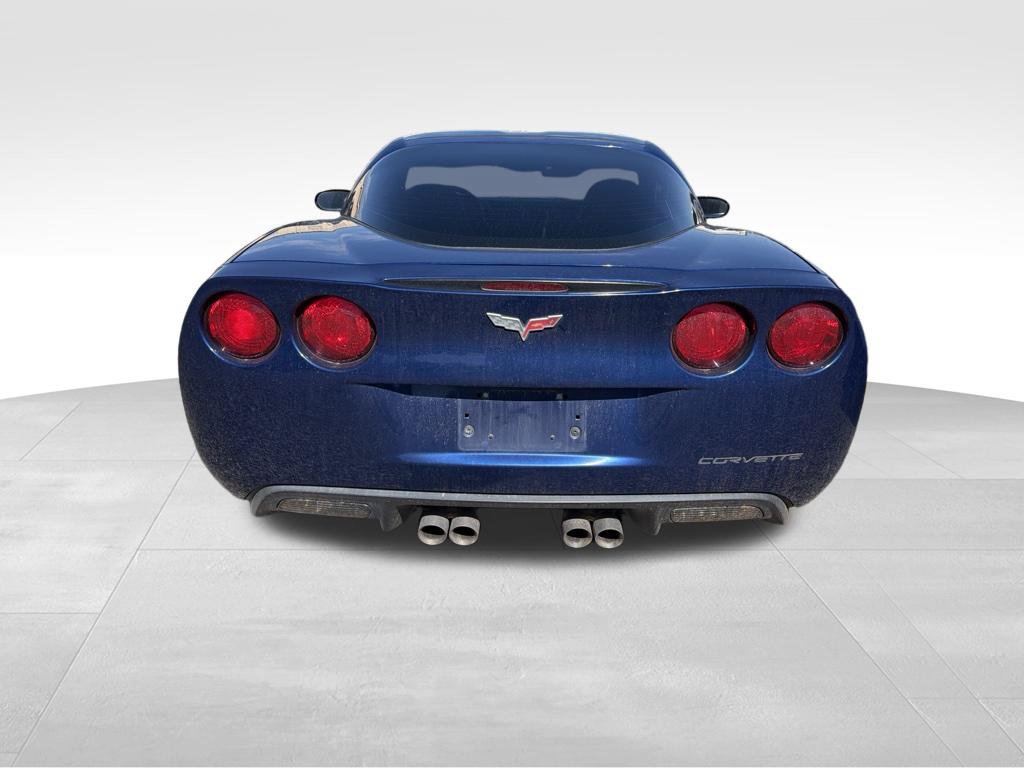 Used 2005 Chevrolet Corvette Coupe w/ Preferred Equipment Group RWD image 6