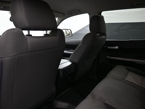 Used 2018 Toyota Tundra SR5 image 23
