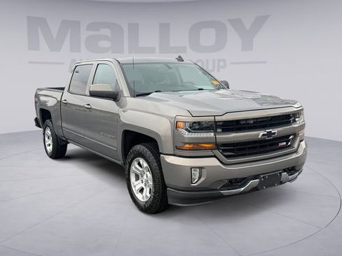 Used 2017 Chevrolet Silverado 1500 LT w/ All Star Edition image 7