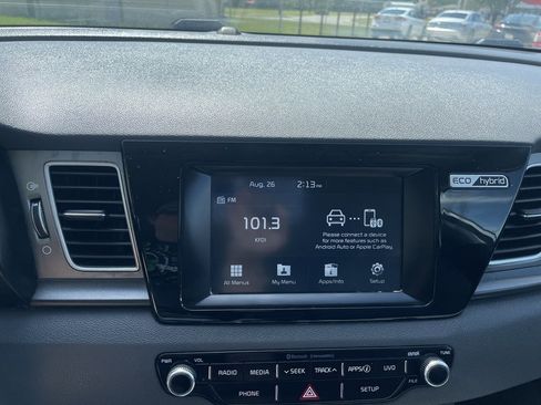 Used 2018 Kia Niro FE image 13