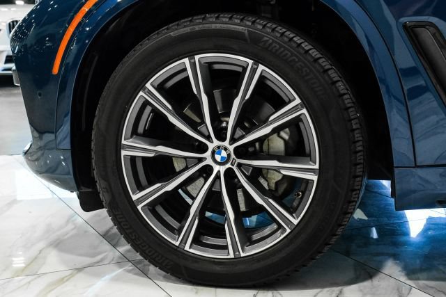 Used 2022 BMW X5 sDrive40i w/ M Sport Package RWD image 50